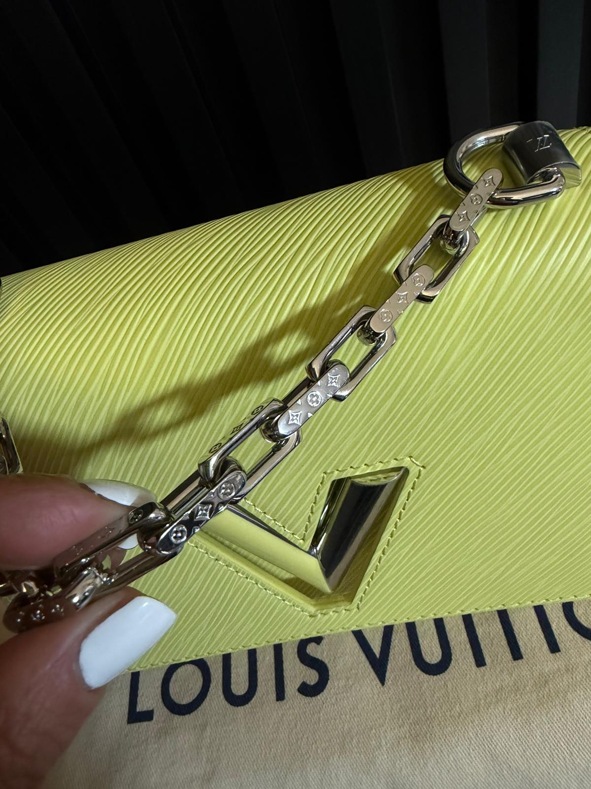 louis vuitton borsa twist pm in epica colore giallo M24632
