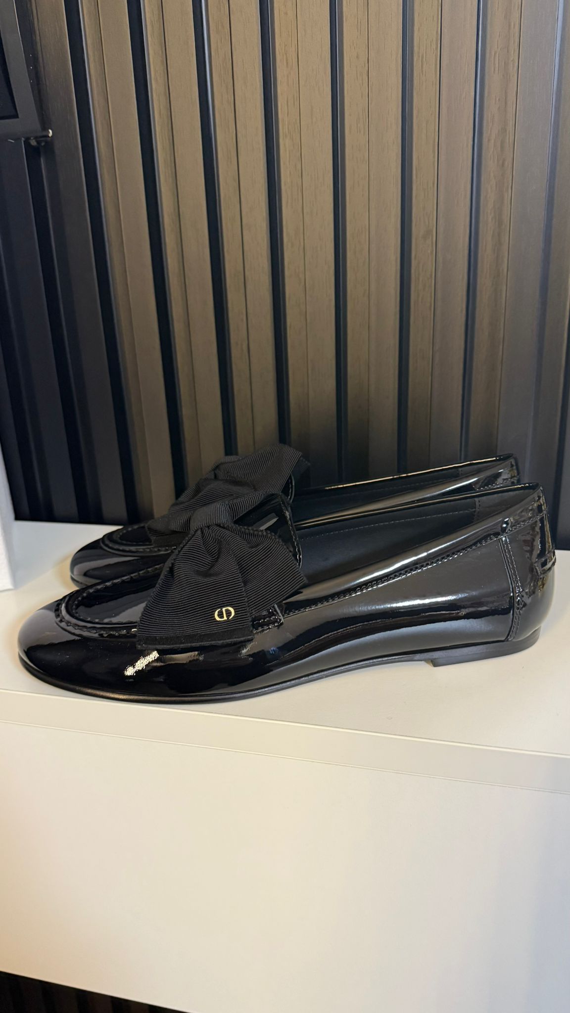dior Mocassino Diorissimo Pelle di vitello verniciata e gros-grain neri con fiocco e logo