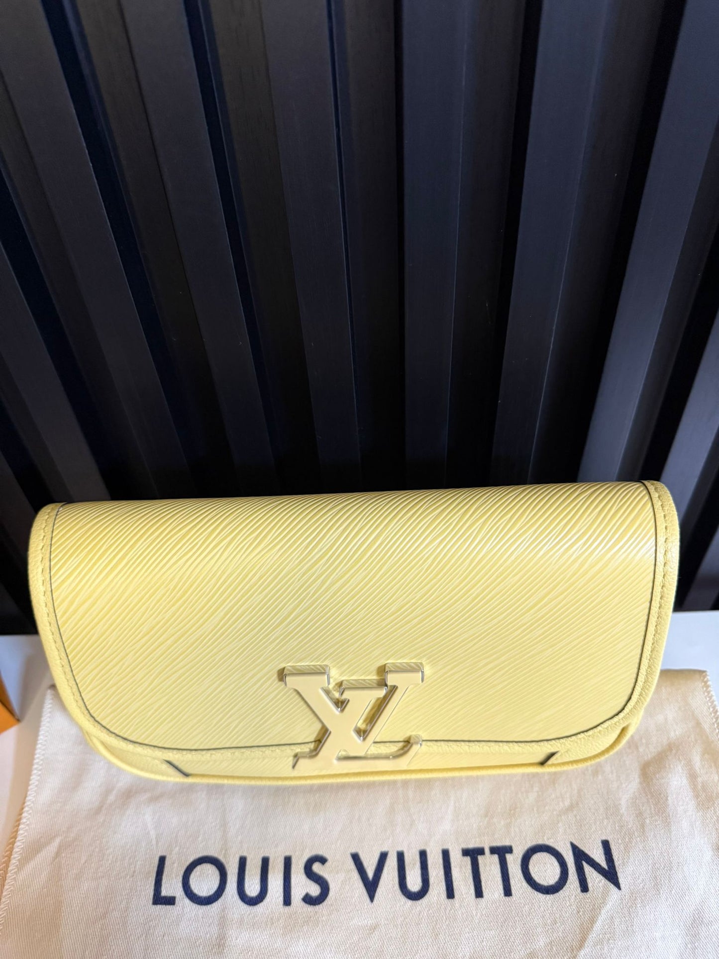 LOUIS VUITTON BORSA DONNA BUCI NM EPI V.NOTO GIALLO M22960