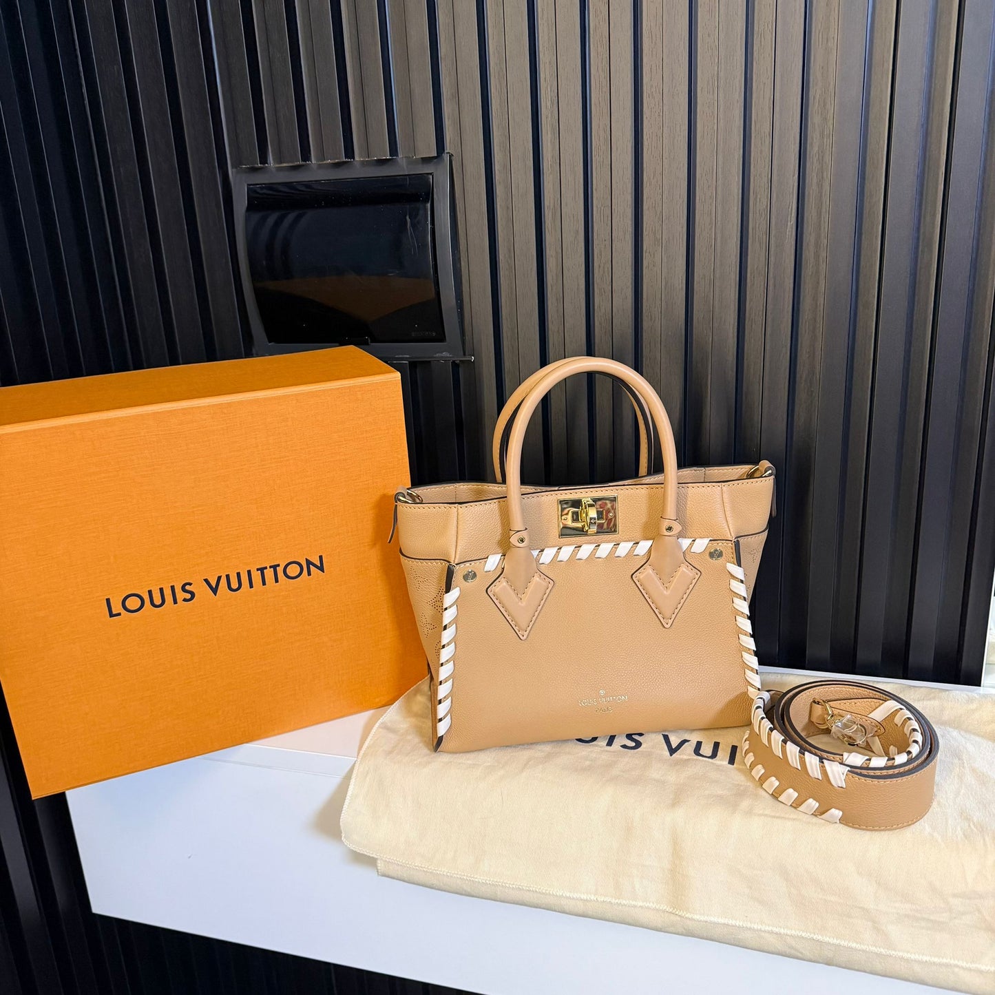 louis vuitton borsa tote on my side oms pm sl tress Arizona