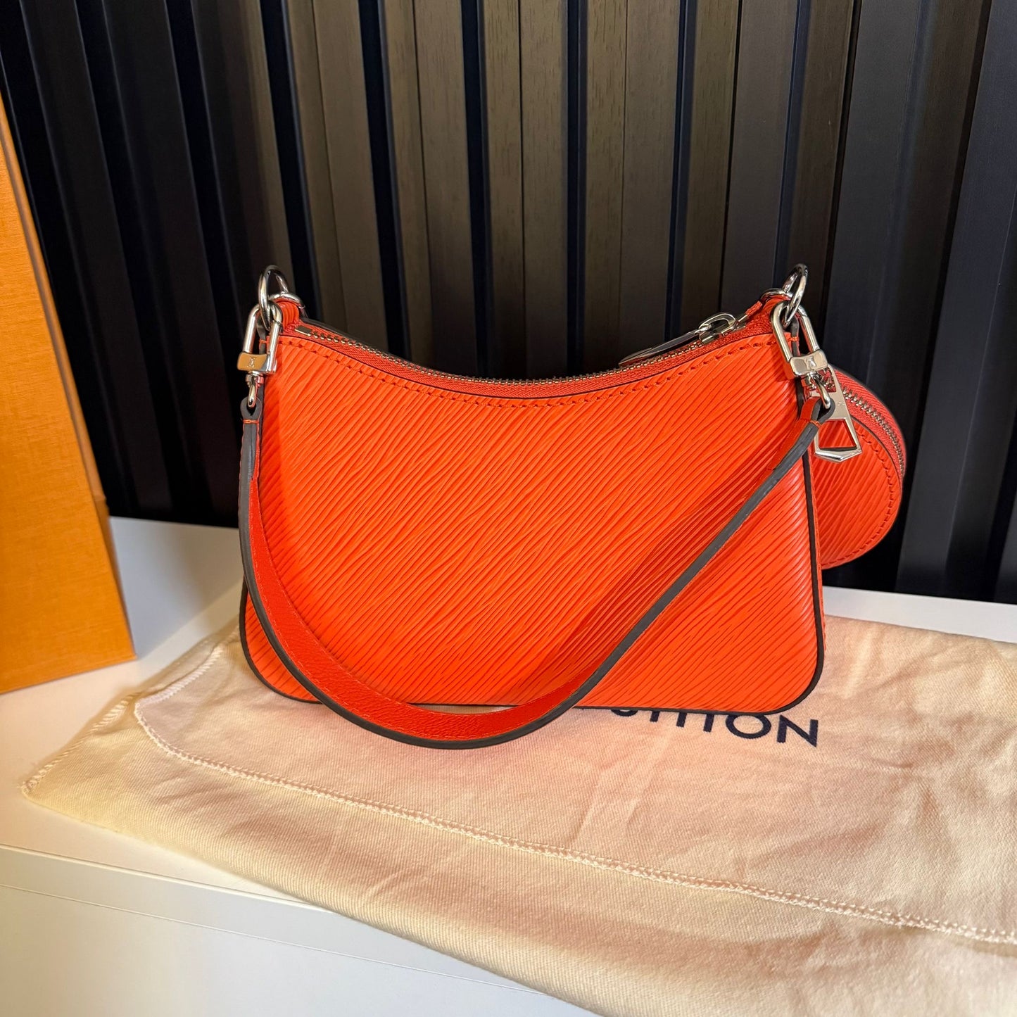 Louis Vuitton borsa marellini epi M22736 arancione