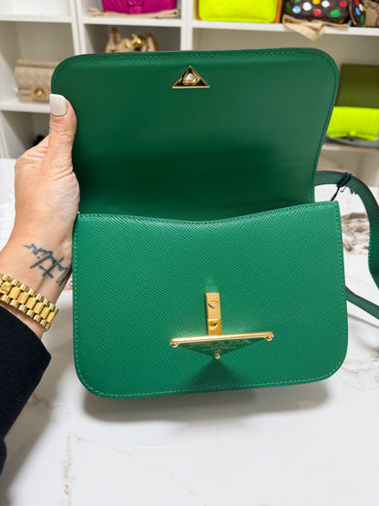 Prada Borsa a spalla in Saffiano con pattina