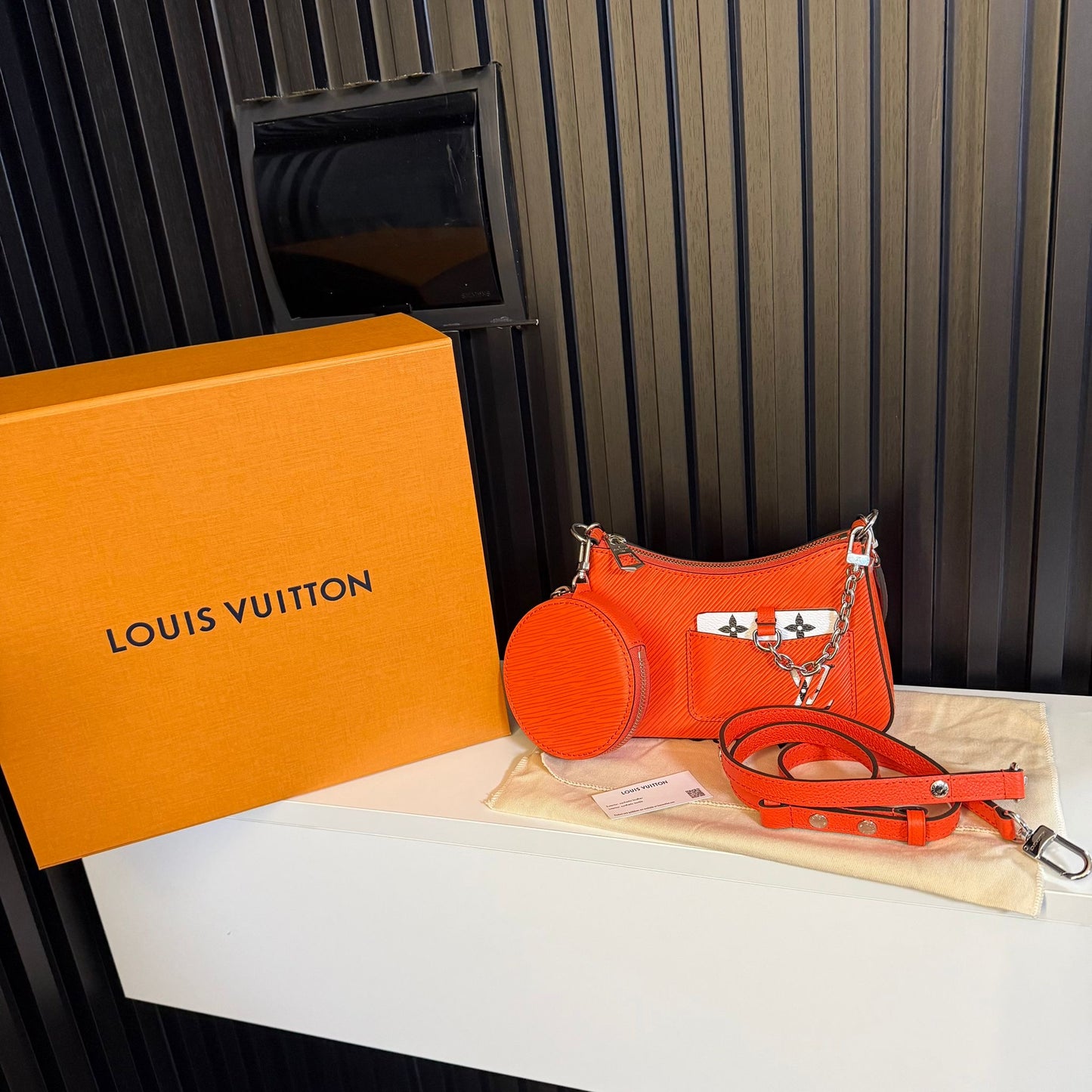 Louis Vuitton borsa marellini epi M22736 arancione