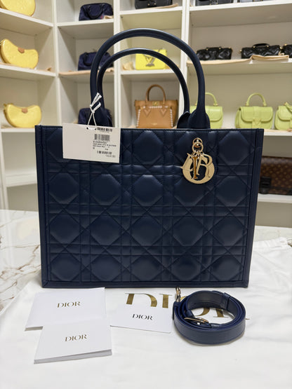 2 pcs tote bags black and blue