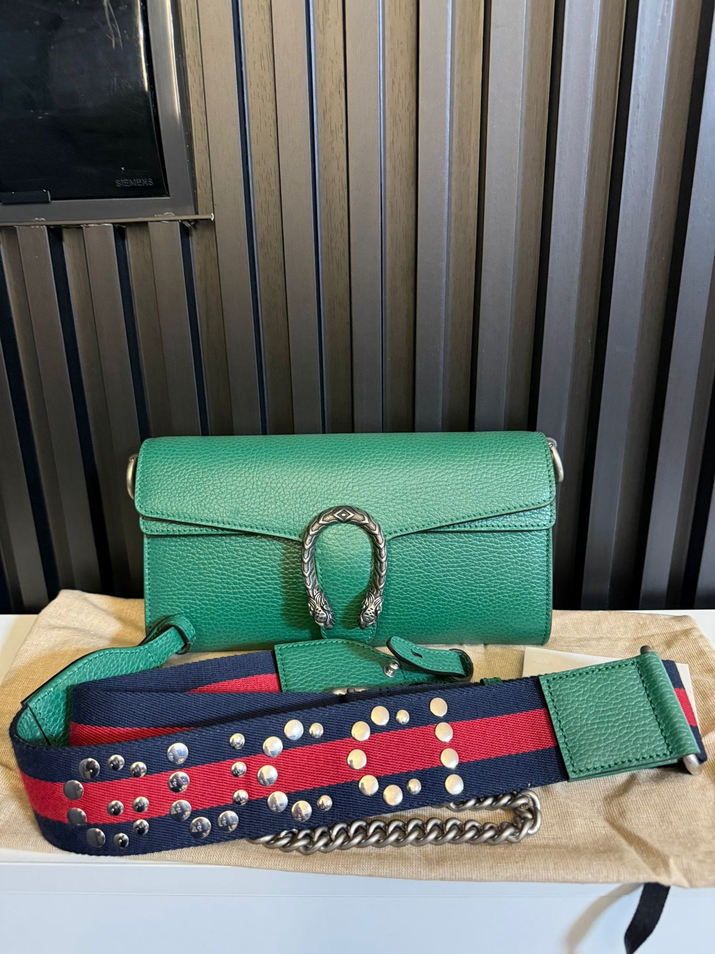 GUCCI BORSA A SPALLA DIONYSUS IN PELLE VERDE E DOPPIA TRACOLLA