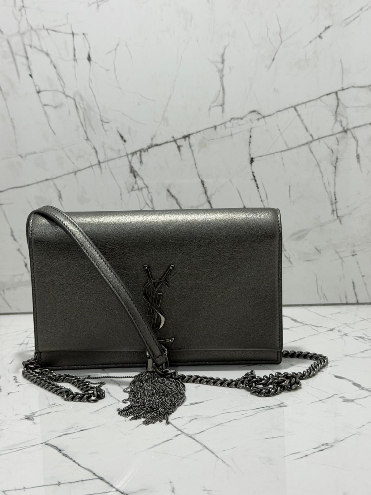 saint laurent Kate tassel chain wallet grigio