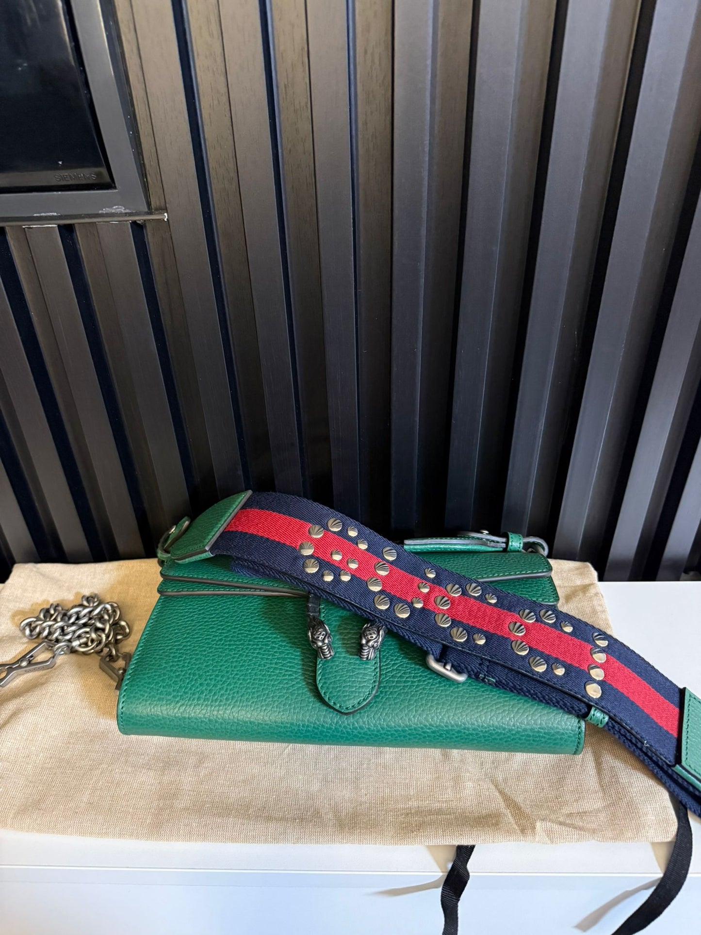 GUCCI BORSA A SPALLA DIONYSUS IN PELLE VERDE E DOPPIA TRACOLLA