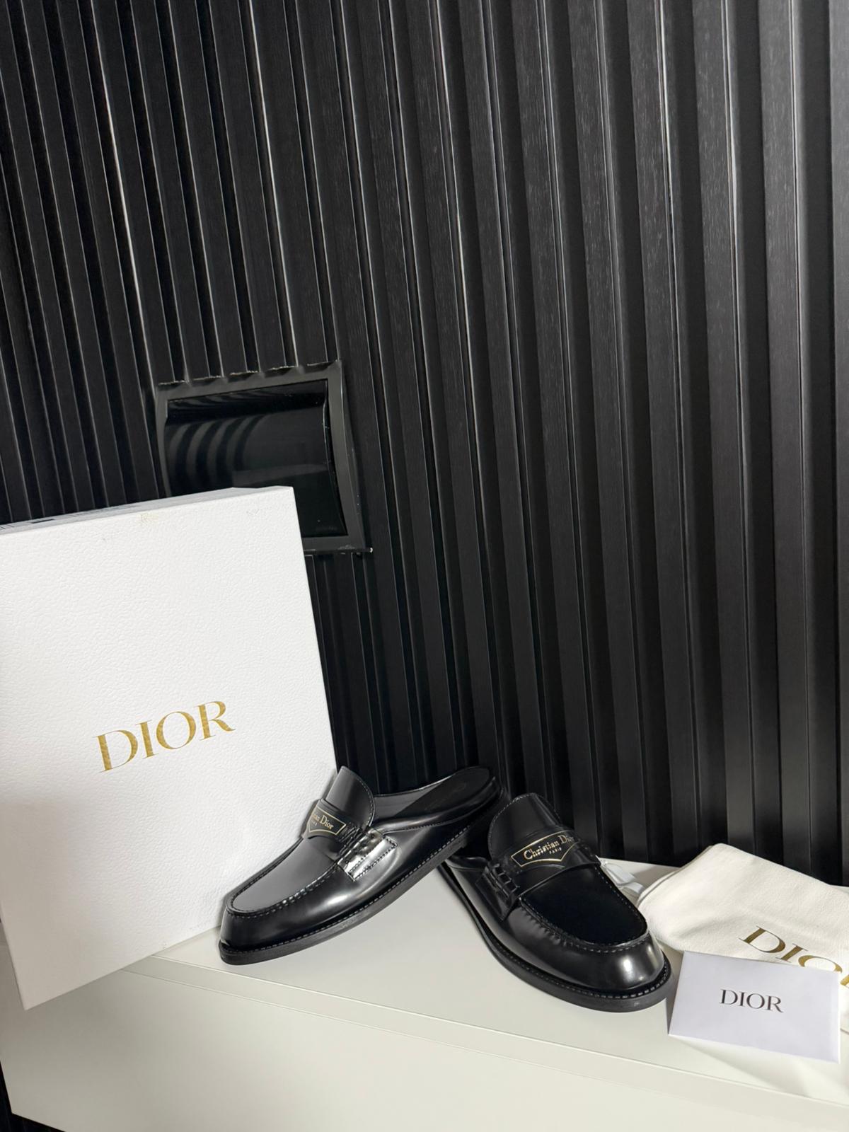 Sabot Dior Boy Pelle di vitello spazzolata nera