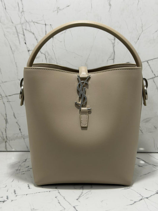 saint laurent Borsa LE 37 in pelle lucida beige