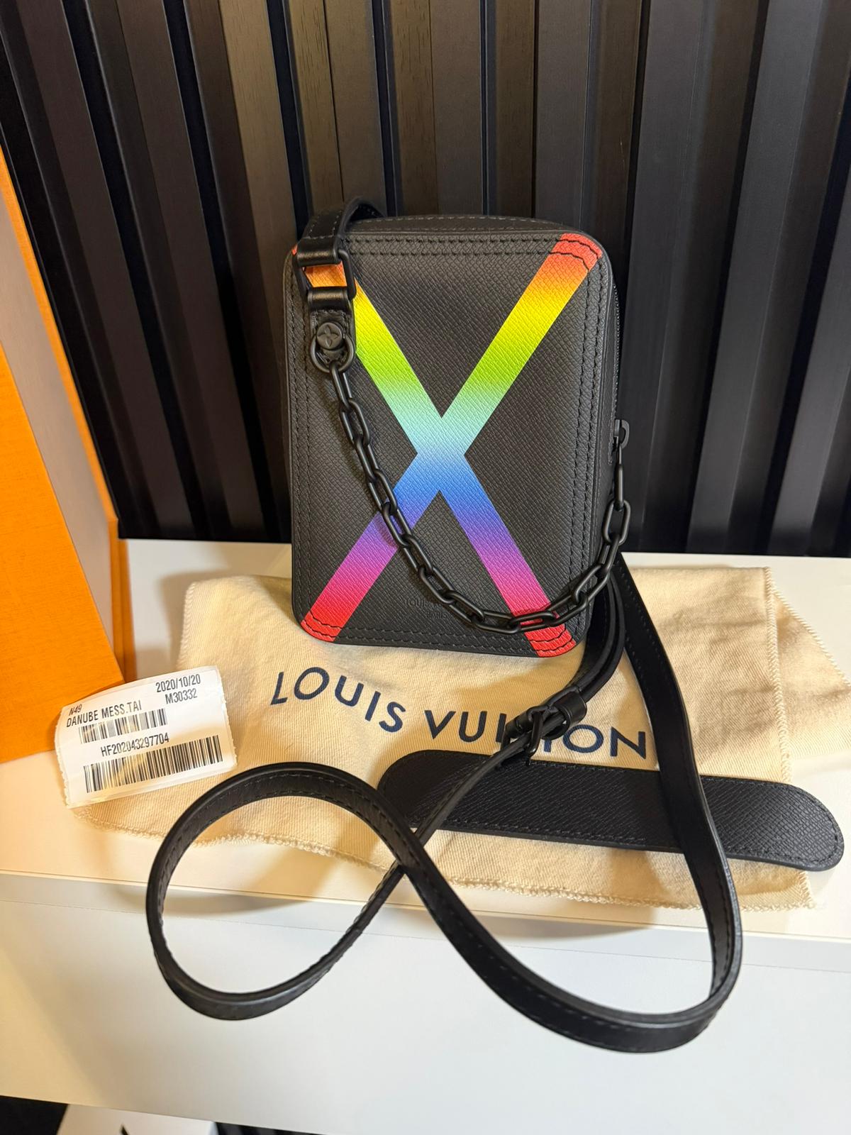 Louis Vuitton Danube Rainbow Messenger bag shoulder bag in black taiga leather M30332