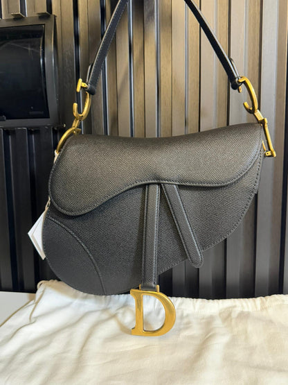 Dior borsa a tracolla saddle in pelle granulata nera