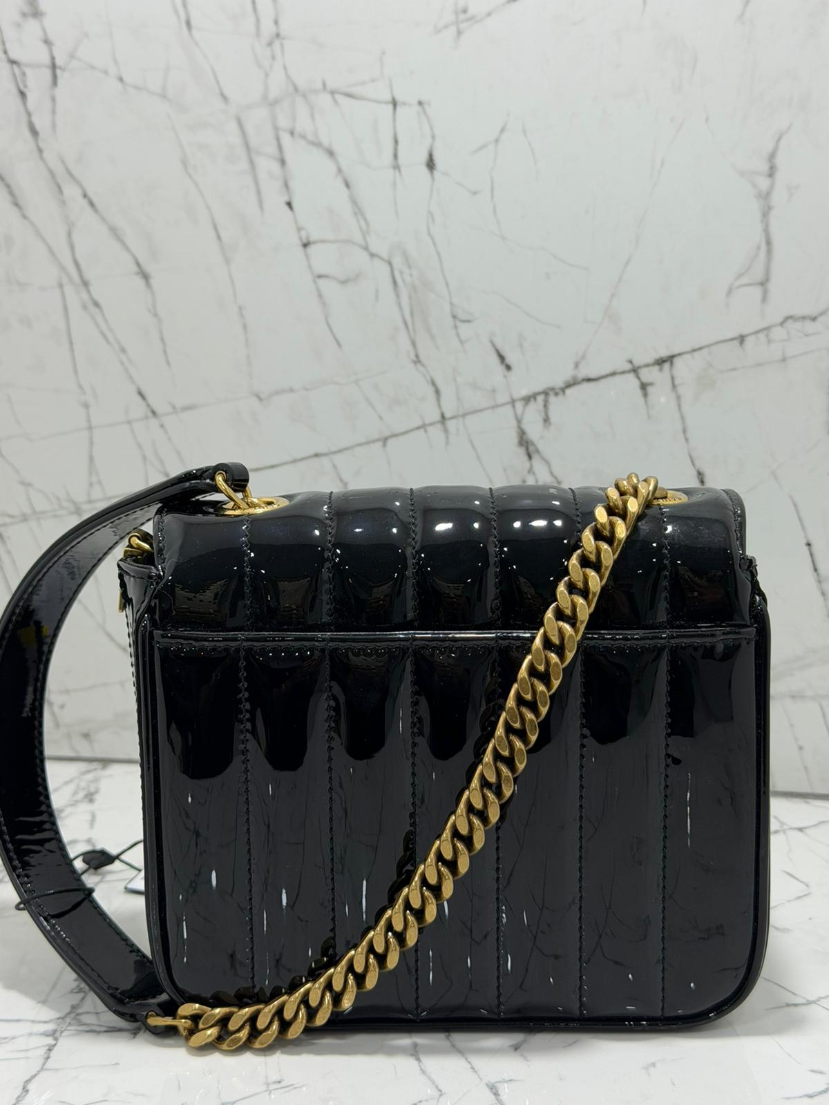 saint laurent borsa donna Patent Calfskin Matelasse Monogram Small Vicky Chain Bag Black