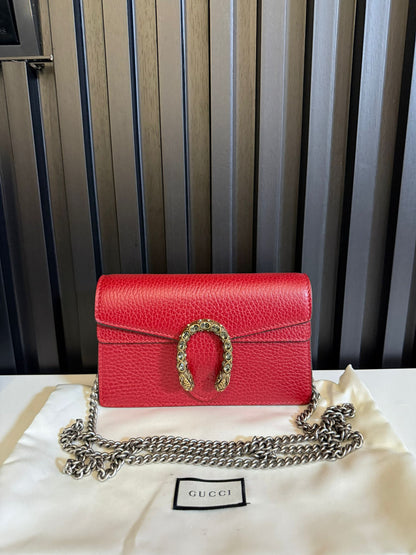 gucci Dionysus super mini red shoulder bag