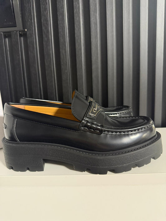 dior Mocassino con plateau Dior Boy Pelle di vitello spazzolata nera
