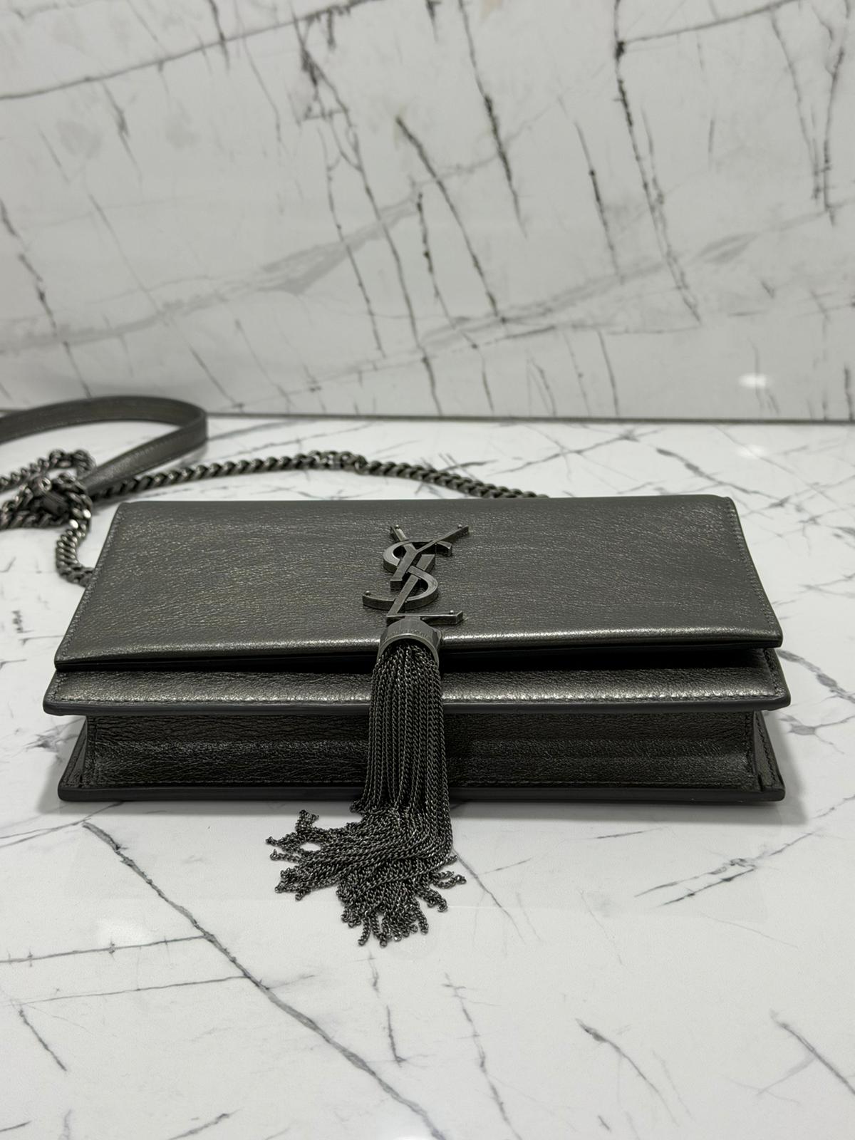 saint laurent Kate tassel chain wallet grigio