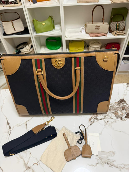 gucci borsa da viaggio borsone con tracolla a spalla