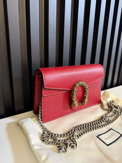 gucci Dionysus super mini red shoulder bag