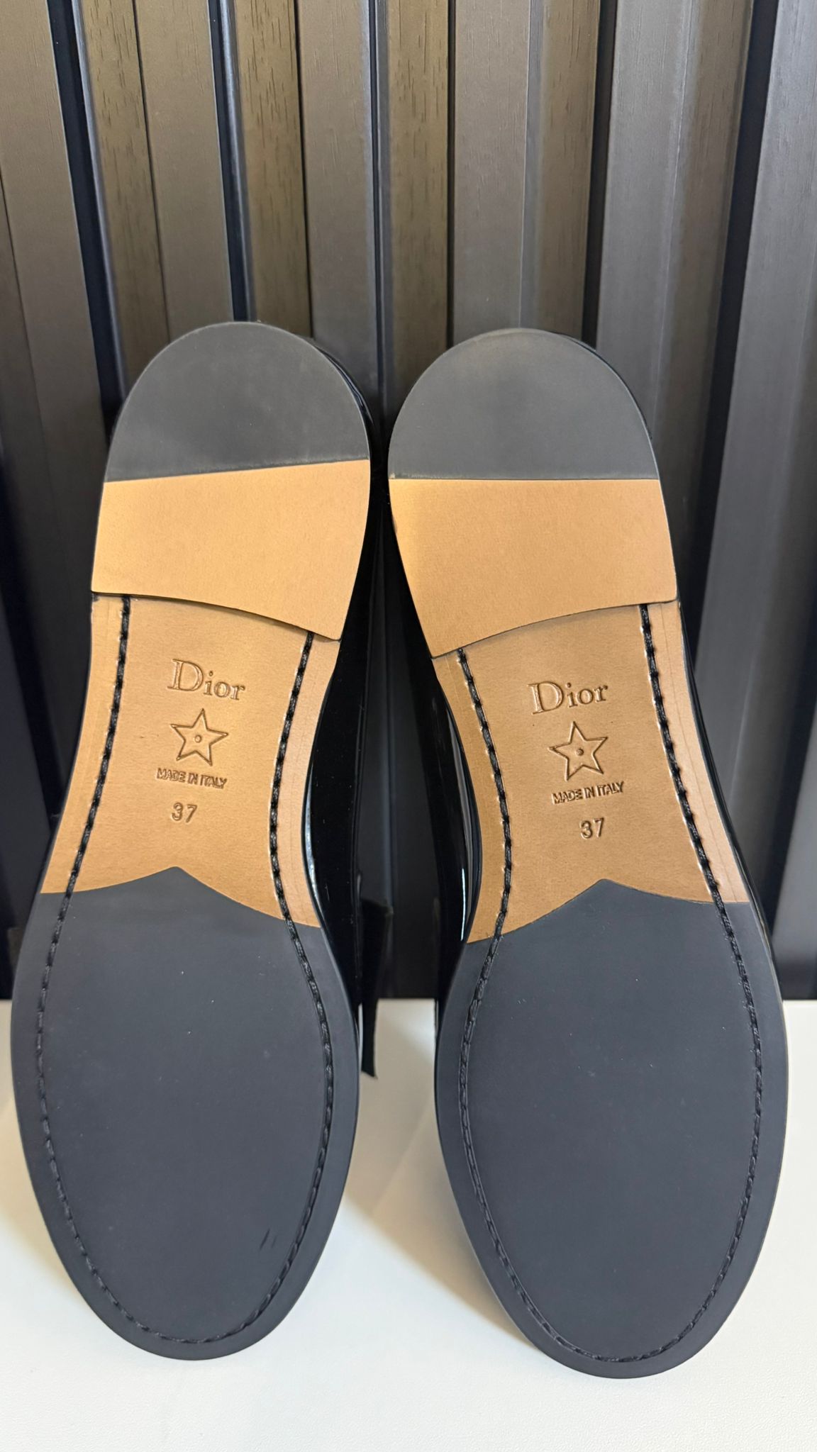 dior Mocassino Diorissimo Pelle di vitello verniciata e gros-grain neri con fiocco e logo