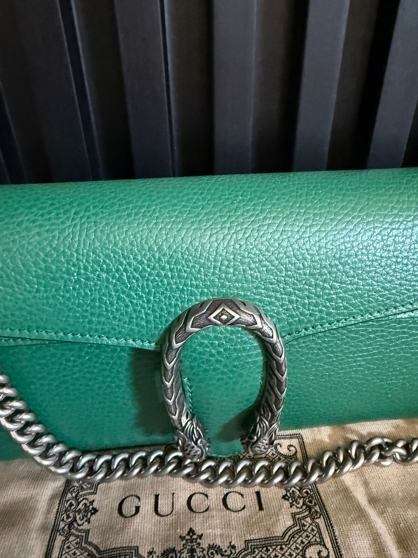 GUCCI BORSA A SPALLA DIONYSUS IN PELLE VERDE E DOPPIA TRACOLLA