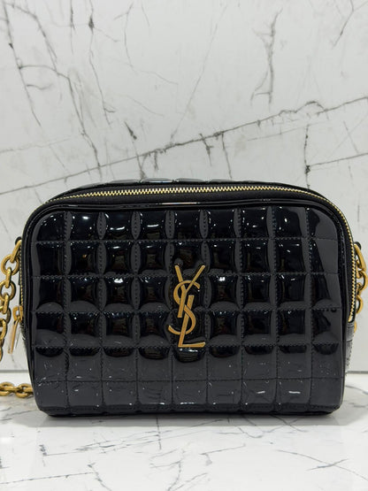 saint Laurent borsa donna Women’s Cassandre YSL Camera Bag in Quilted Patent Leather