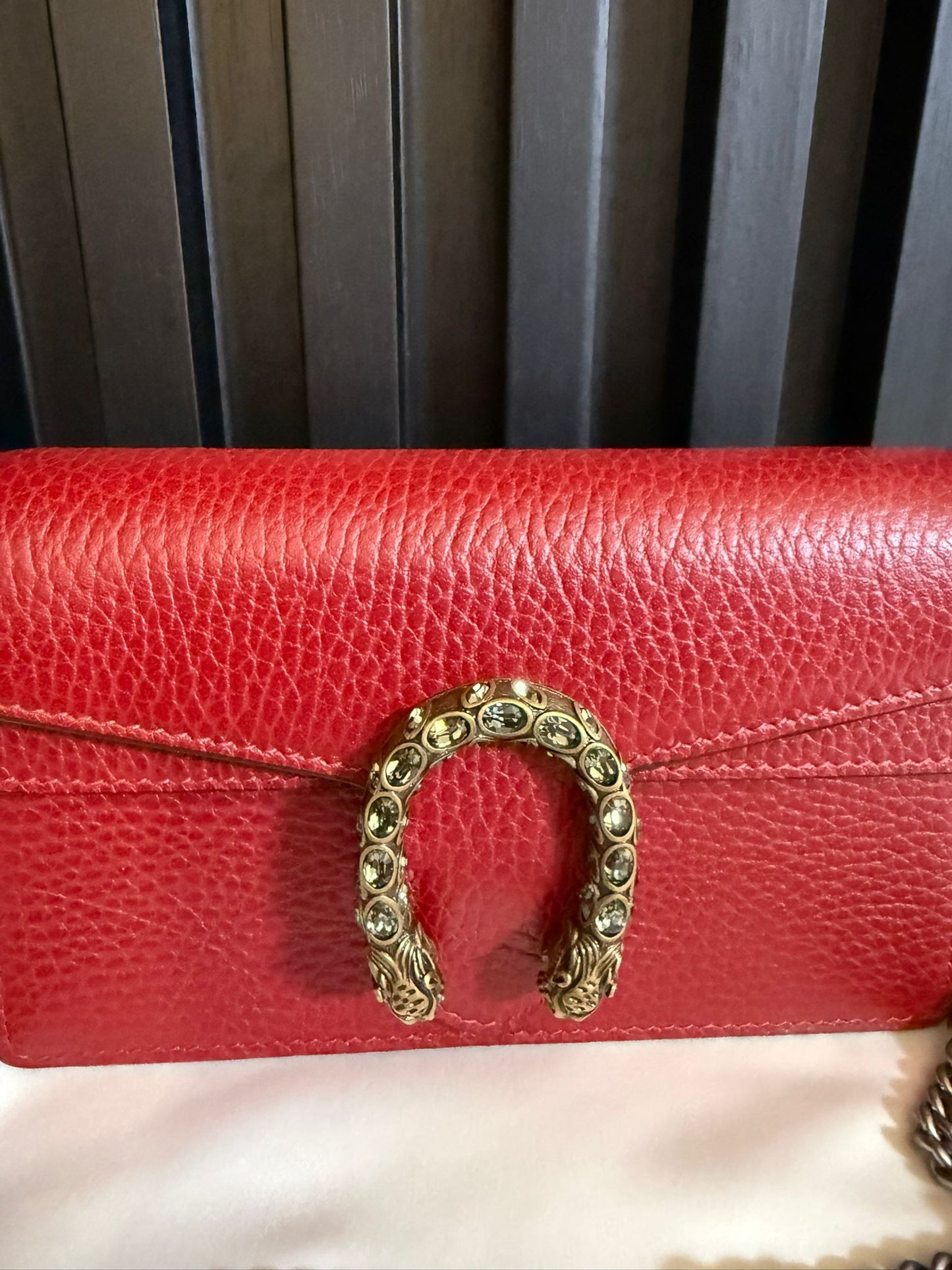 gucci Dionysus super mini red shoulder bag