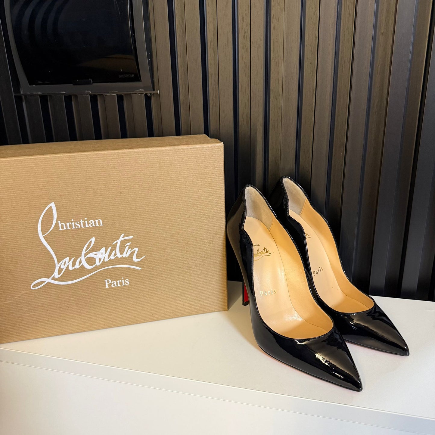 christian louboutin Hot Chick 100 mm Décolleté Vitello verniciato  Nero