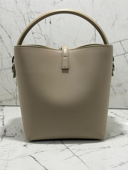saint laurent Borsa LE 37 in pelle lucida beige