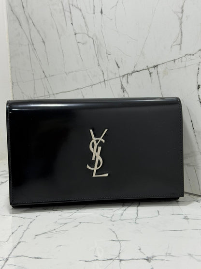 Saint Laurent (YSL) borsa donna  Cassandre Leather Wallet on a Chain Black