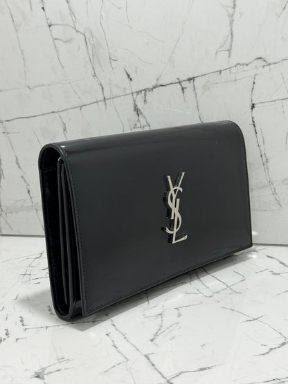 Saint Laurent (YSL) borsa donna  Cassandre Leather Wallet on a Chain Black