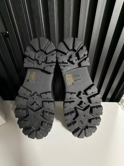 Sabot Dior Boy Pelle di vitello spazzolata nera
