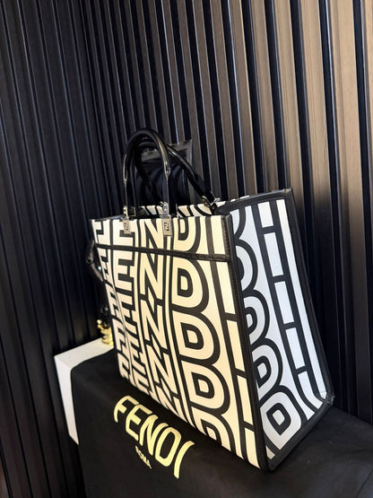 FENDI X MARC JACOBS BORSA SHOPPING TOTE SUNSHINE MEDIUM  IN PELLE BIANCO NERO