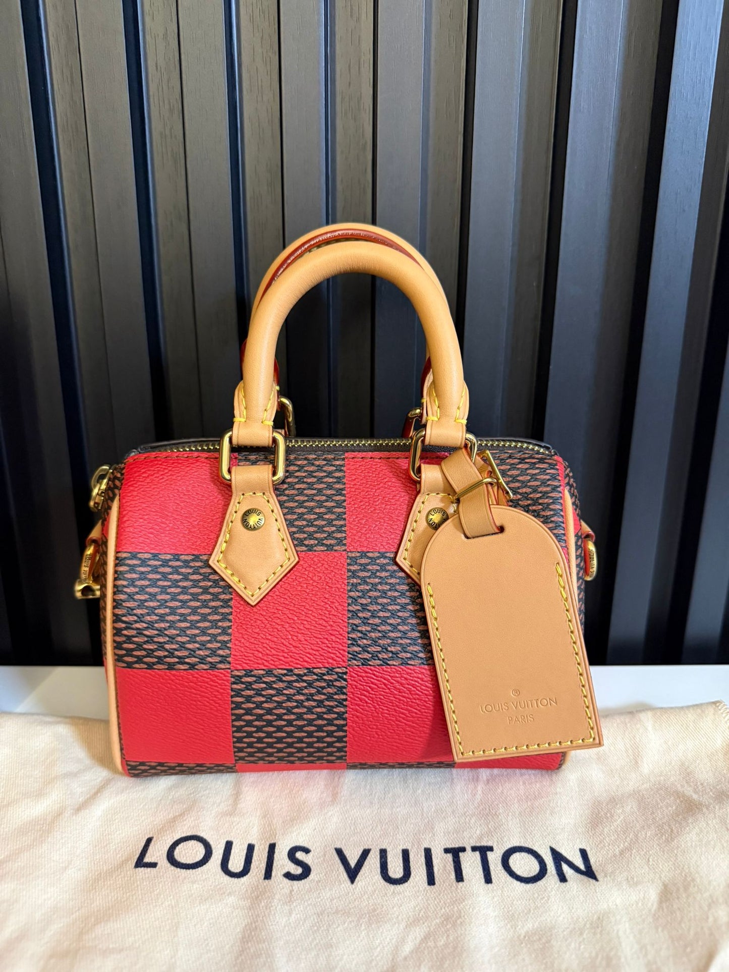 LOUIS VUITTON SPEEDY BANDOULIERE 18 DAMIER POP RED N40611
