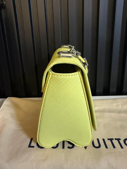 louis vuitton borsa twist pm in epica colore giallo M24632