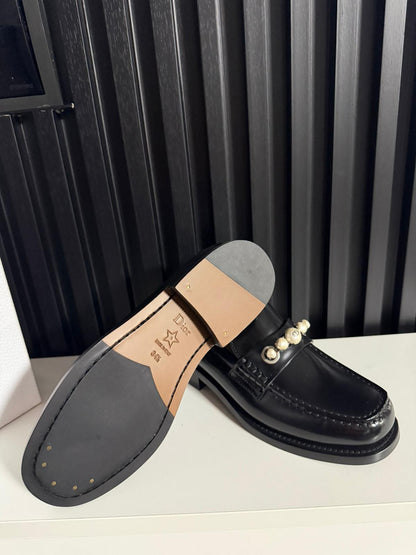 dior mocassini donna in pelle di vitello nero con perle
