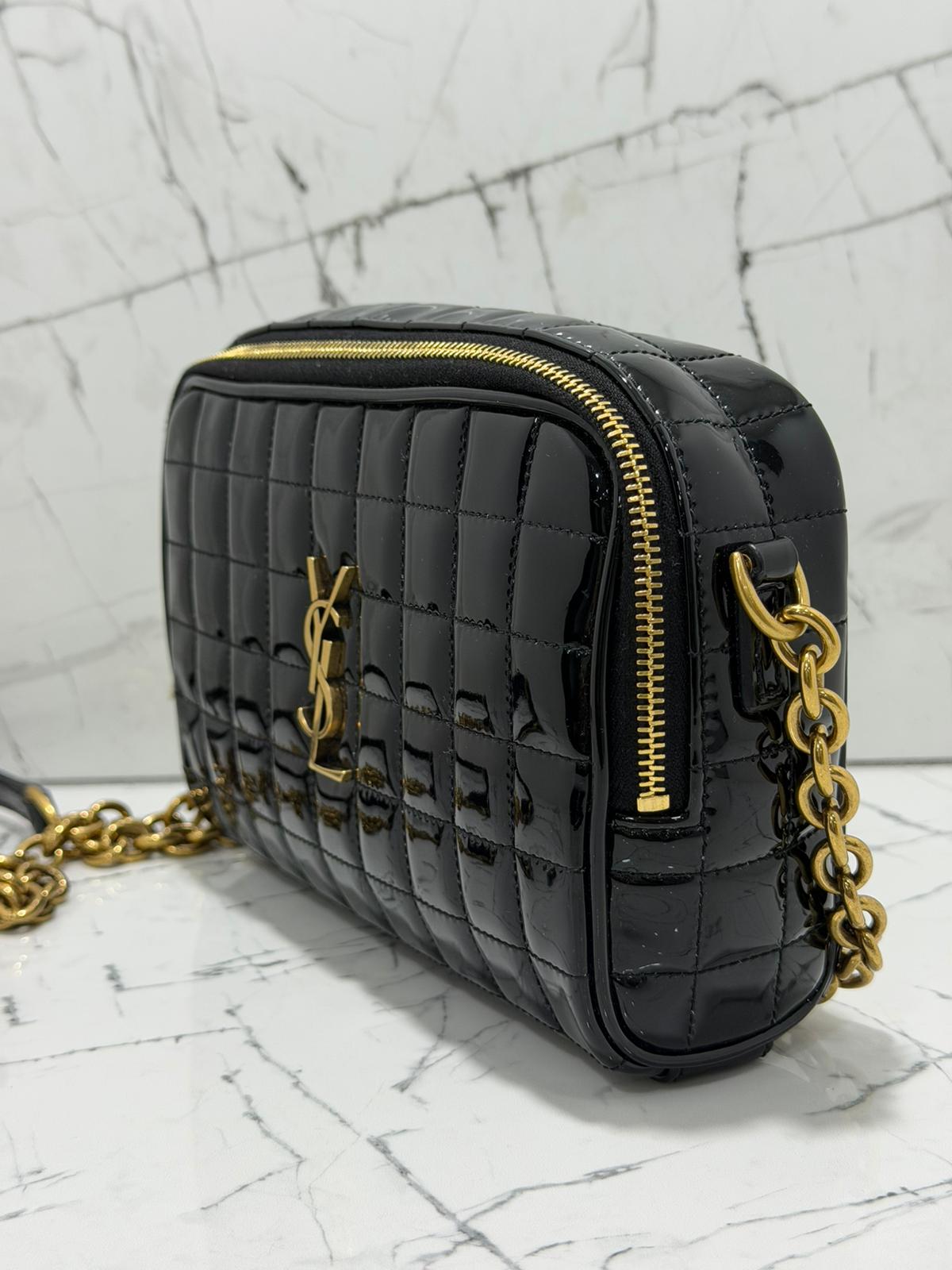 saint Laurent borsa donna Women’s Cassandre YSL Camera Bag in Quilted Patent Leather