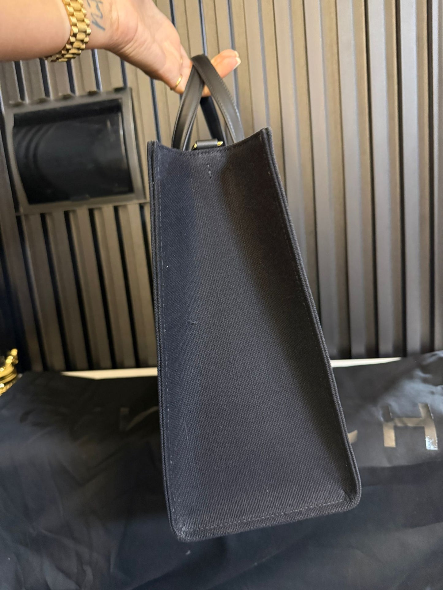 GIVENCHY PARIS BORSA SHOPPING TOTE NERO MEDIUM BB50N2B1F1 001