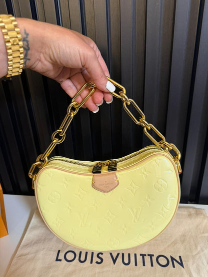 louis vuitton borsa croissant pm in patent giallo M24020