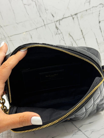 saint Laurent borsa donna Women’s Cassandre YSL Camera Bag in Quilted Patent Leather