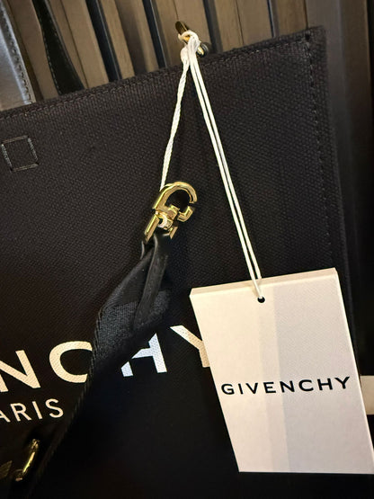 GIVENCHY PARIS BORSA SHOPPING TOTE NERO MEDIUM BB50N2B1F1 001