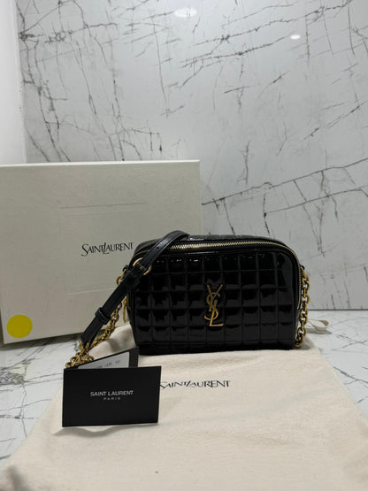 saint Laurent borsa donna Women’s Cassandre YSL Camera Bag in Quilted Patent Leather