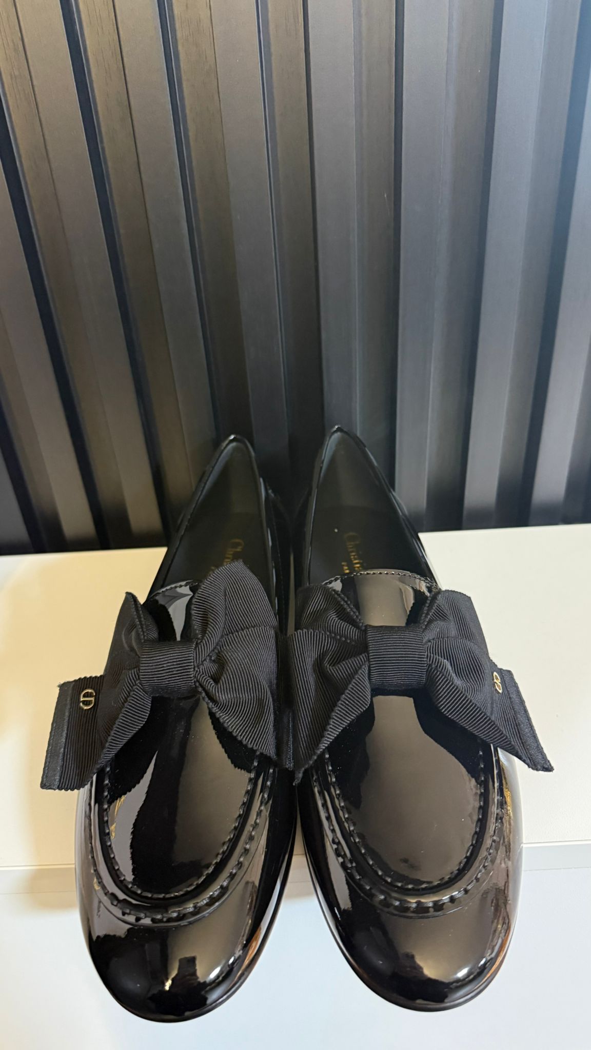 dior Mocassino Diorissimo Pelle di vitello verniciata e gros-grain neri con fiocco e logo