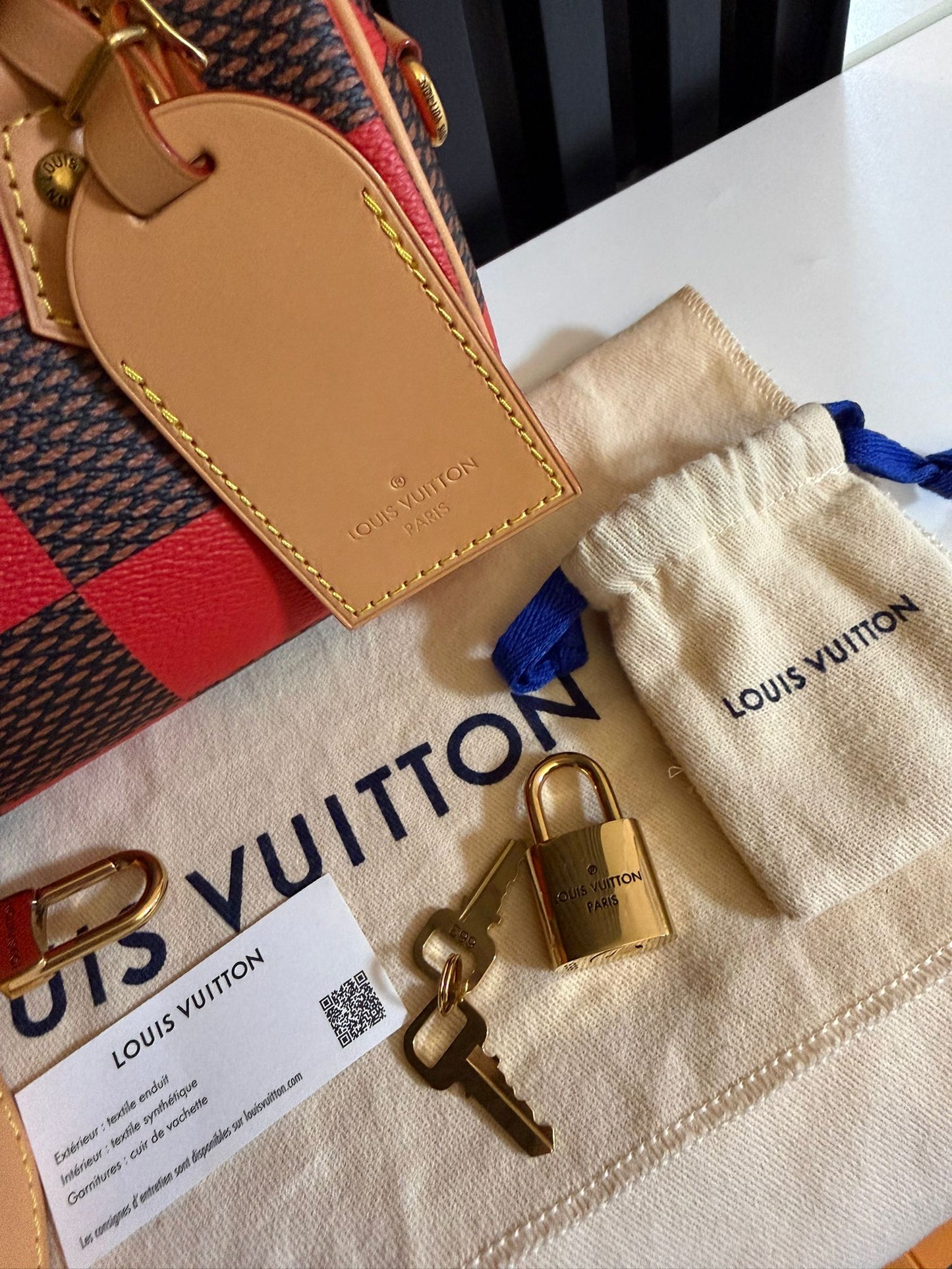 LOUIS VUITTON SPEEDY BANDOULIERE 18 DAMIER POP RED N40611
