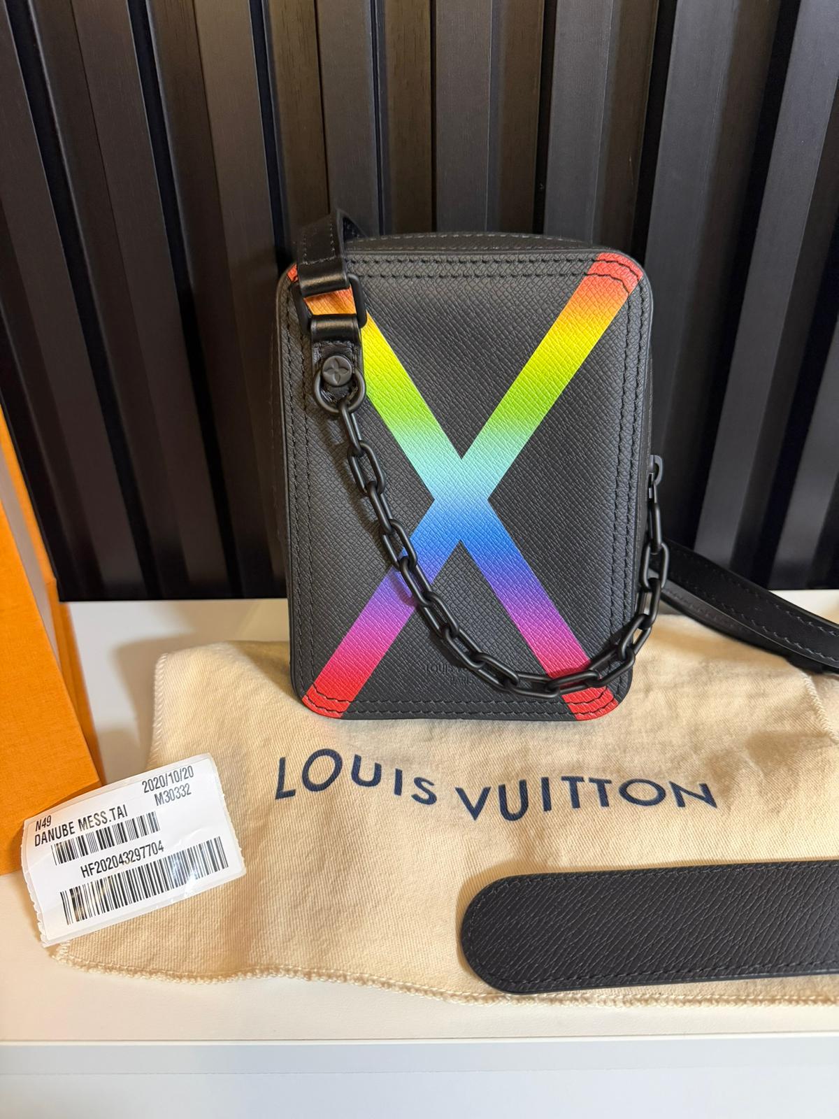 Louis Vuitton Danube Rainbow Messenger bag shoulder bag in black taiga leather M30332