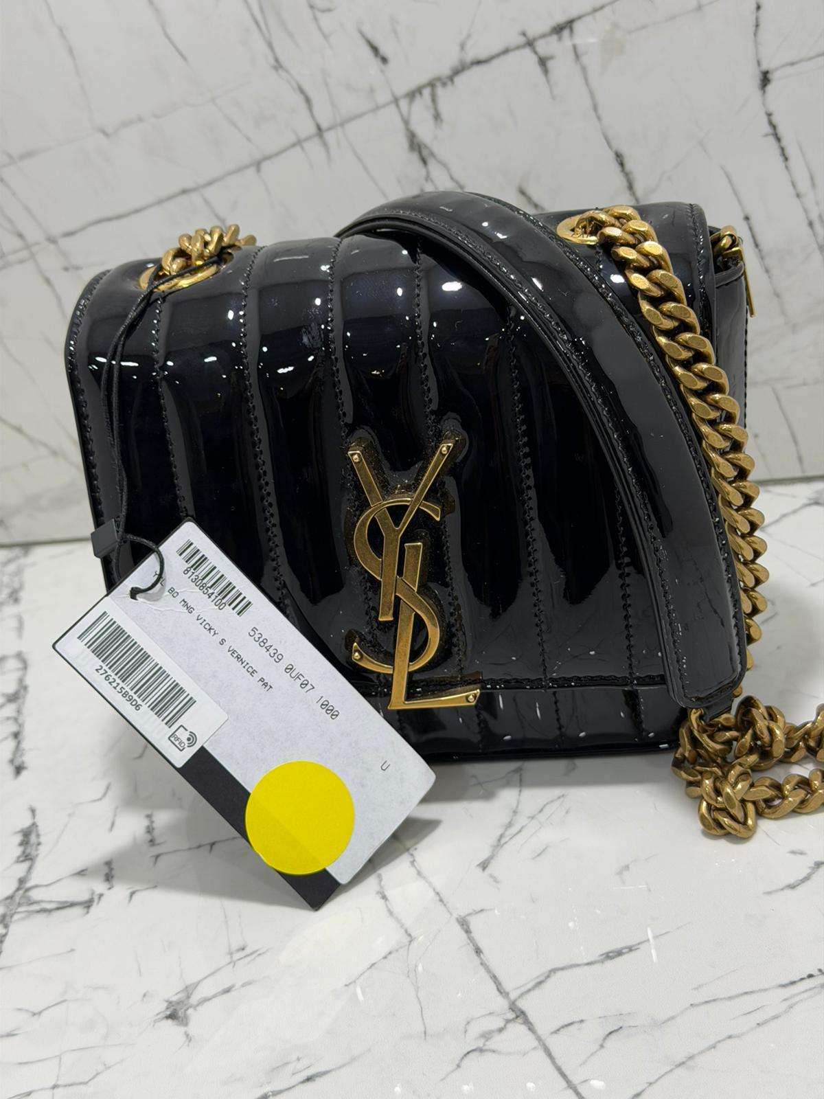 saint laurent borsa donna Patent Calfskin Matelasse Monogram Small Vicky Chain Bag Black