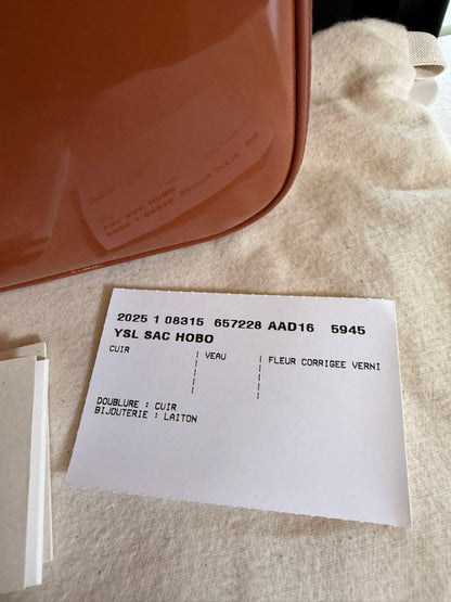saint Laurent Le 5 A 7 Shoulder Bag in Patent Leather color mild rose