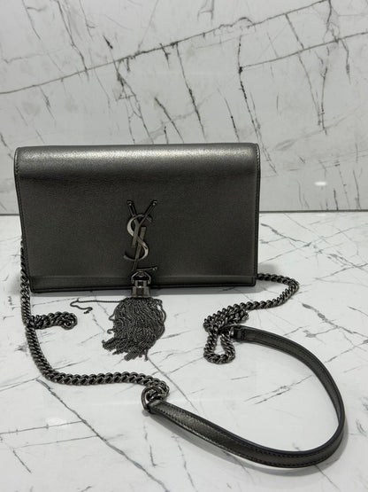 saint laurent Kate tassel chain wallet grigio