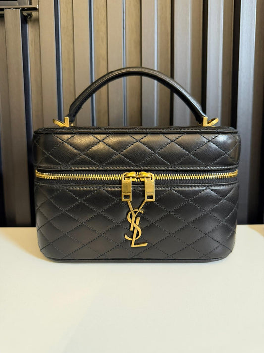 saint laurent GABY Vanity grande in pelle di agnello nero