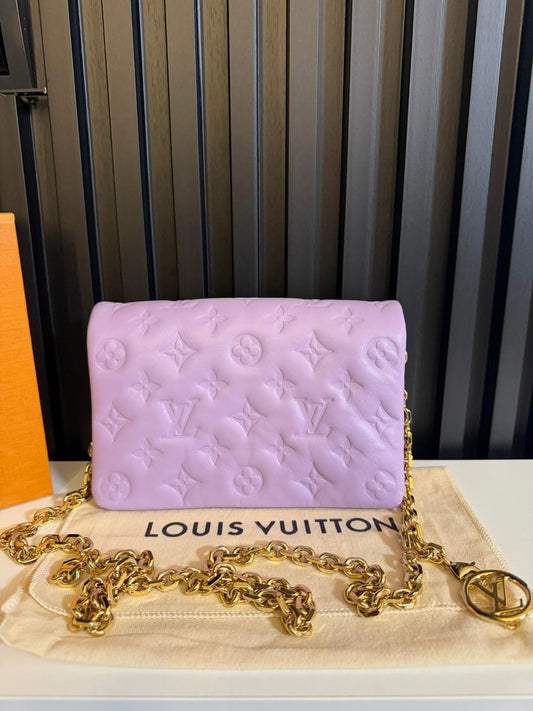 louis vuitton borsa pochette coussin lilla glicine M82067