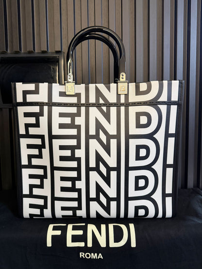 FENDI X MARC JACOBS BORSA SHOPPING TOTE SUNSHINE MEDIUM  IN PELLE BIANCO NERO