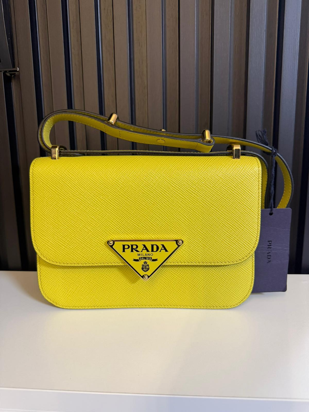 PRADA Borsa a spalla in Saffiano con pattina